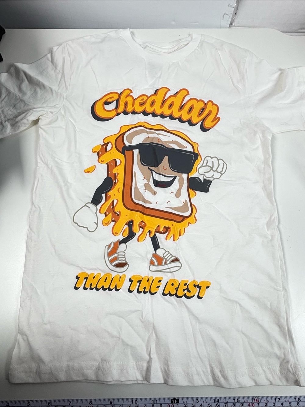 NWT George "Cheddar Than The Rest" Graphic T-Shirt Size Medium (7-8)